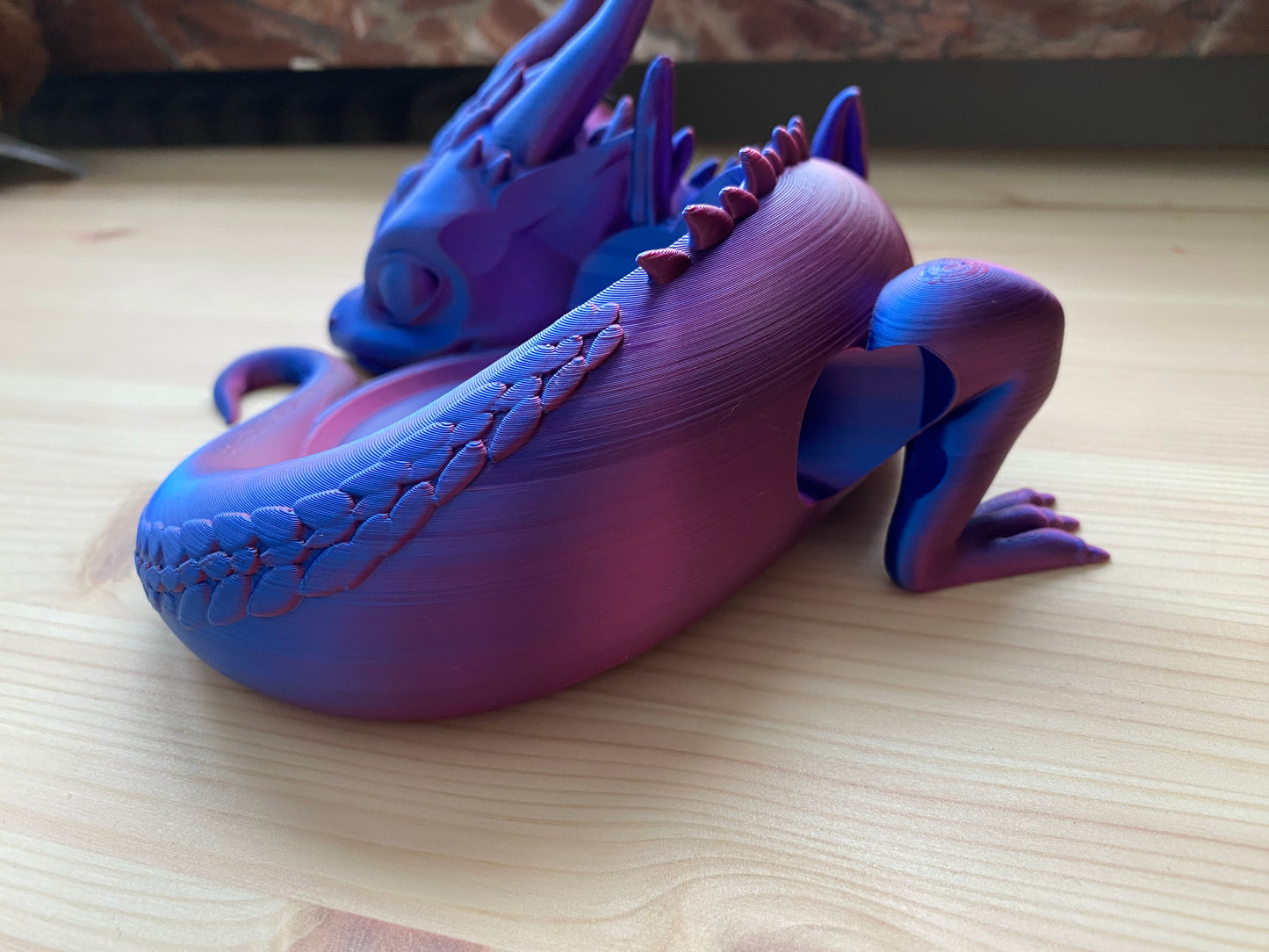 Lautsprecherhalter im Drachendesign