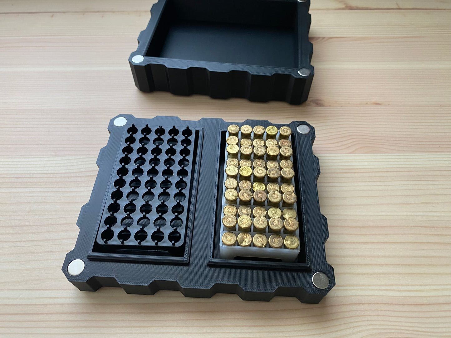 Magnetbox .22LR für 100 Schuss