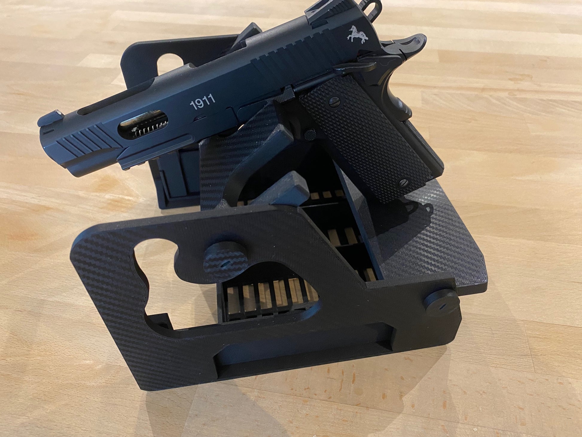 dekowaffen aufbewahrung Waffenhalter/Station für 3 Kurzwaffen Tresor – geschmolzenesplastik